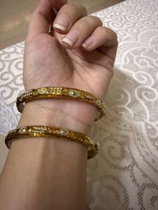 1 Pair  | Exquisite Gold-Tone Bangles