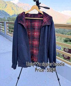 Uniqlo Zipper Hoodie