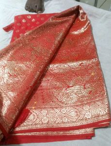 🔥zari wark heavy 💕Red Banarasi Silk Saree🔥
