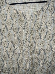 Elegant Paisley Print Top