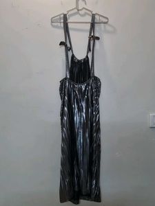 forever 21 never worn - Metallic Pleated Strappy D