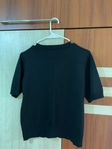 Black Graphic Print T-Shirt