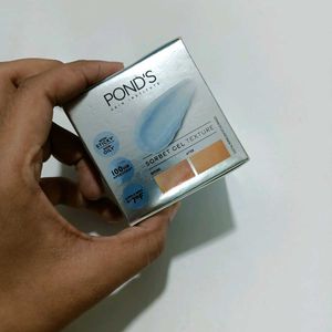 Pond's Biome Miracle Freeze Recovery Gel