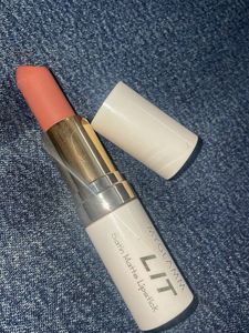MyGlamm LIT Satin Matte Lipstick