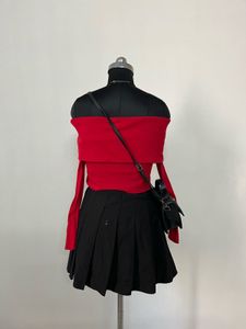 DISCOUNT!!Off-Shoulder Red Crop Top