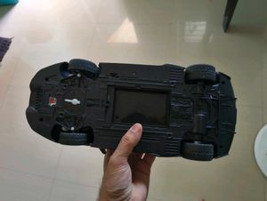 Sleek Sports Car Toy - Perfect for Young Racers