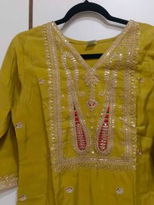 Designer Embroidered Kurta set