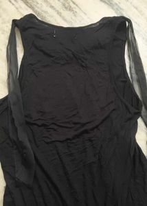 combo of  Black Long Sleeve Crop Top and sleeveles