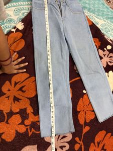 Light Wash Denim Jeans - Classic Style