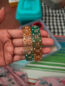 Elegant Mirrored Bangles Set