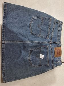 levi’s denim skirt