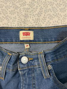 Classic Blue Levi's Jeans