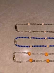 Beaded Daisy Necklaces