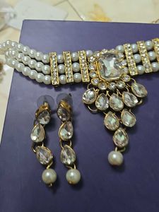 Elegant Pearl and Crystal Choker Necklace