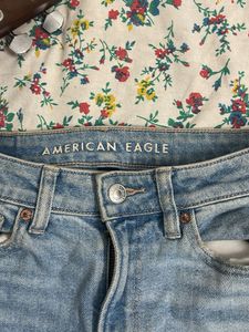 American Eagle Distressed Jeans
