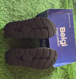 Black Adjustable Strap Sandals