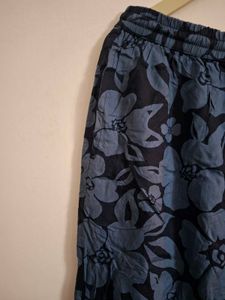 Blue Floral Cropped Pants