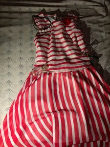 preety summer red dress
