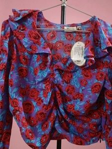 Chic Floral Print Ruched Crop Top