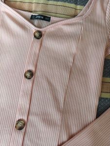 Peach full sleeve fitted top