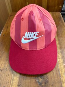 Nike Striped Baseball Cap