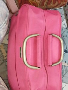 Stylish Pink Laptop Sleeve Bag with Shoulder Strap