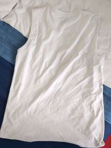 Performax White Vest Size L.