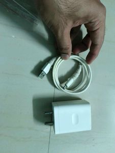 Realme Fast Charger &amp; Cable Set