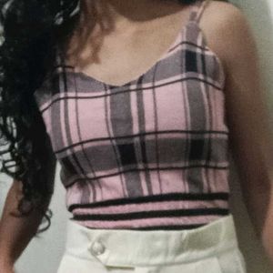 Chic Pink &amp; Black Plaid Crop Top