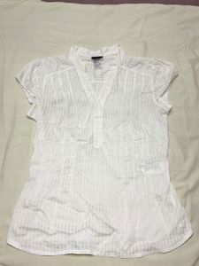 H&M Classic White Short Sleeve Top