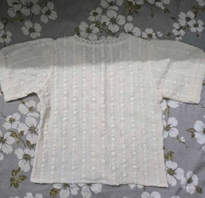 Chic White Puff Sleeve crop top