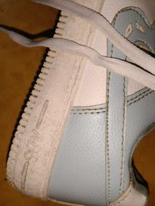 Cute Blue &amp; White Sneakers