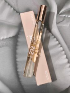 Carolina Herrera 212 VIP Rose Perfume