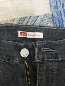 Levi's Dark Wash Jeans