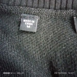 Guess Los Angeles Sweater