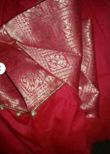 Elegant Pink Ethnic Gown