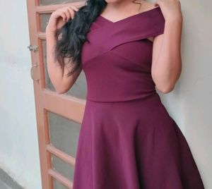Chic Off-Shoulder Burgundy Dress