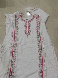 Embroidered Kurta and Pants Set