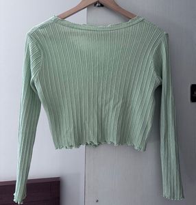 Cute Green Cropped Cardigan
