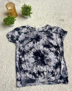 Tie-Dye Short Sleeve Top