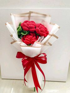 Red Crochet Rose Bouquet