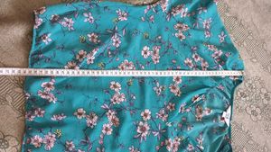 Teal Floral Print V-Neck Blouse