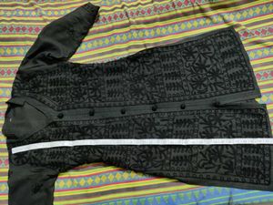 Black Embroidered Chikankari Kurti