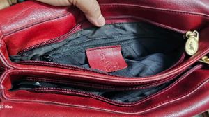 Chic Maroon Leather Handbag