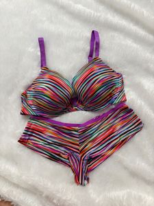Victoria's Secret set
