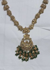 Stunning Crystal Gold-Toned  Necklace