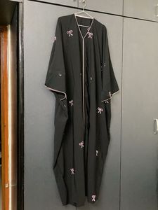 Black kaftan Abaya with Pink Bows