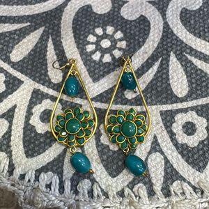 Stunning Green Stone Drop Earrings