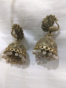 Earings