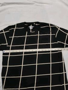 Checkered Long Sleeve T-Shirt